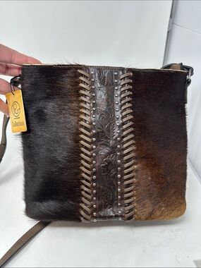 P & G Collection Crossbody
